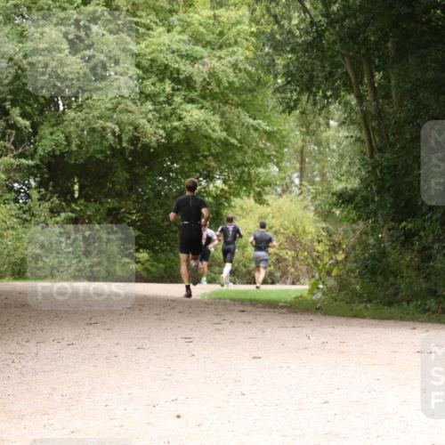 30.08.2026 - Elbe Triathlon Hamburg Antke Förster http://msf.ph/oto/10098686 30.08.2026 10:49:19 Laufen  meine-sportfotos.de