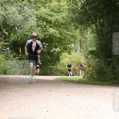 30.08.2026 - Elbe Triathlon Hamburg Antke Förster http://msf.ph/oto/10098688 30.08.2026 10:49:28 Laufen  meine-sportfotos.de