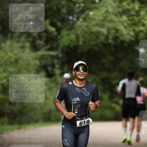 30.08.2026 - Elbe Triathlon Hamburg Antke Förster http://msf.ph/oto/10098699 30.08.2026 10:46:09 Laufen 619 meine-sportfotos.de