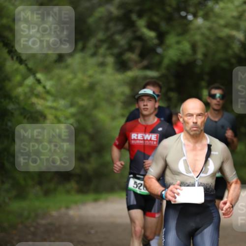30.08.2026 - Elbe Triathlon Hamburg Antke Förster http://msf.ph/oto/10098751 30.08.2026 10:46:43 Laufen 40, 52 meine-sportfotos.de