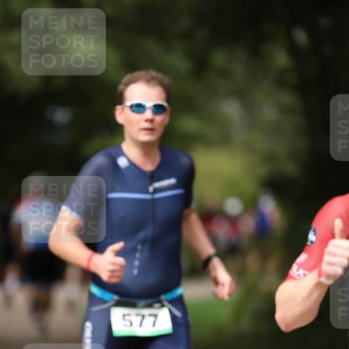 30.08.2026 - Elbe Triathlon Hamburg Antke Förster http://msf.ph/oto/10098761 30.08.2026 10:46:46 Laufen 577 meine-sportfotos.de