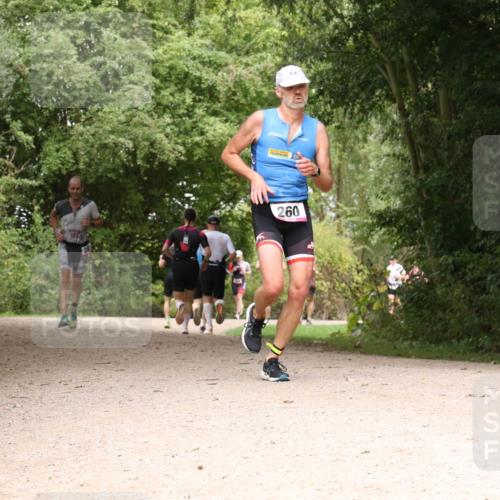 30.08.2026 - Elbe Triathlon Hamburg Antke Förster http://msf.ph/oto/10098776 30.08.2026 10:50:22 Laufen 260 meine-sportfotos.de