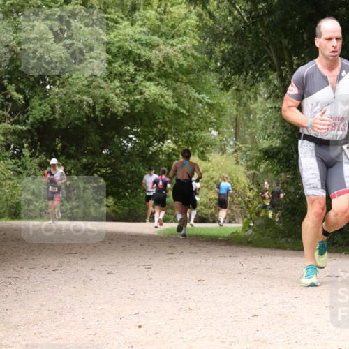 30.08.2026 - Elbe Triathlon Hamburg Antke Förster http://msf.ph/oto/10098788 30.08.2026 10:50:27 Laufen  meine-sportfotos.de