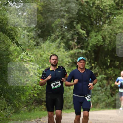 30.08.2026 - Elbe Triathlon Hamburg Antke Förster http://msf.ph/oto/10098795 30.08.2026 10:47:20 Laufen 400, 64 meine-sportfotos.de