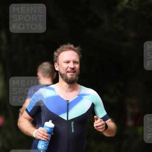 30.08.2026 - Elbe Triathlon Hamburg Antke Förster http://msf.ph/oto/10098819 30.08.2026 10:47:31 Laufen 2026, 650 meine-sportfotos.de
