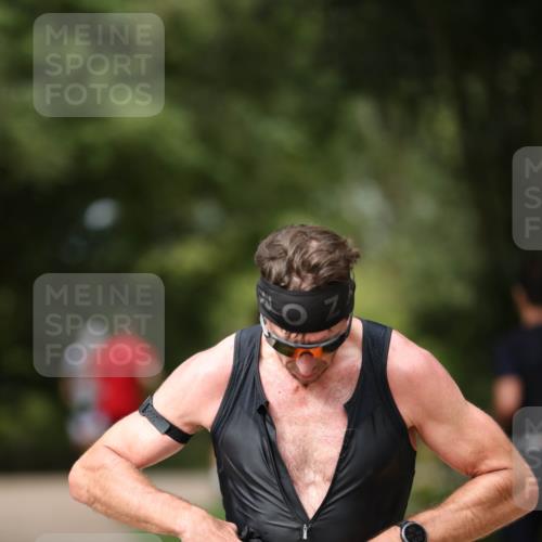 30.08.2026 - Elbe Triathlon Hamburg Antke Förster http://msf.ph/oto/10098841 30.08.2026 10:47:41 Laufen 0, 598 meine-sportfotos.de