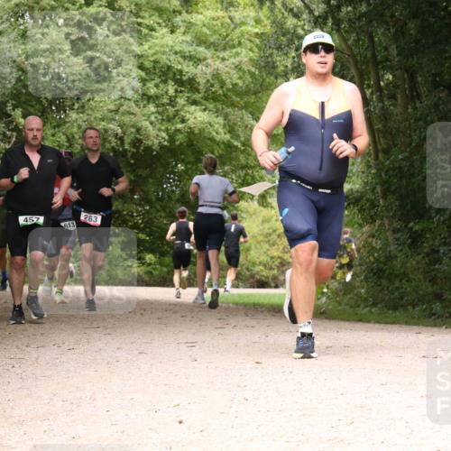 30.08.2026 - Elbe Triathlon Hamburg Antke Förster http://msf.ph/oto/10098864 30.08.2026 10:51:02 Laufen 263, 457, 613 meine-sportfotos.de