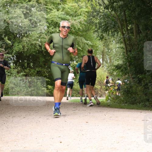 30.08.2026 - Elbe Triathlon Hamburg Antke Förster http://msf.ph/oto/10098880 30.08.2026 10:51:07 Laufen  meine-sportfotos.de