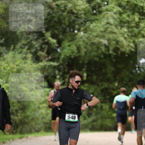 30.08.2026 - Elbe Triathlon Hamburg Antke Förster http://msf.ph/oto/10098909 30.08.2026 10:48:41 Laufen 548 meine-sportfotos.de
