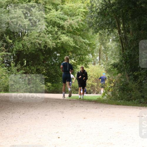30.08.2026 - Elbe Triathlon Hamburg Antke Förster http://msf.ph/oto/10098960 30.08.2026 10:52:30 Laufen 571 meine-sportfotos.de