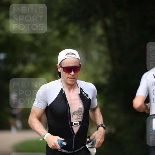 30.08.2026 - Elbe Triathlon Hamburg Antke Förster http://msf.ph/oto/10098999 30.08.2026 10:49:30 Laufen 2 meine-sportfotos.de