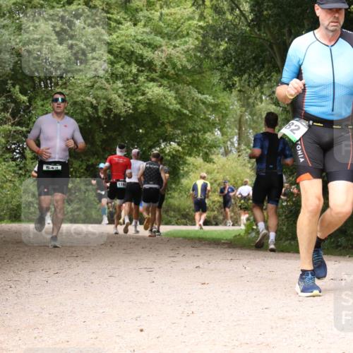 30.08.2026 - Elbe Triathlon Hamburg Antke Förster http://msf.ph/oto/10099022 30.08.2026 10:53:04 Laufen 549 meine-sportfotos.de
