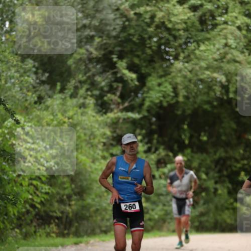 30.08.2026 - Elbe Triathlon Hamburg Antke Förster http://msf.ph/oto/10099075 30.08.2026 10:50:20 Laufen 260 meine-sportfotos.de