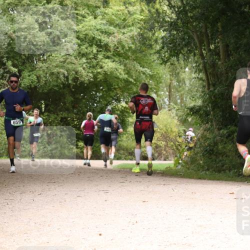 30.08.2026 - Elbe Triathlon Hamburg Antke Förster http://msf.ph/oto/10099082 30.08.2026 10:53:41 Laufen 659, 565 meine-sportfotos.de