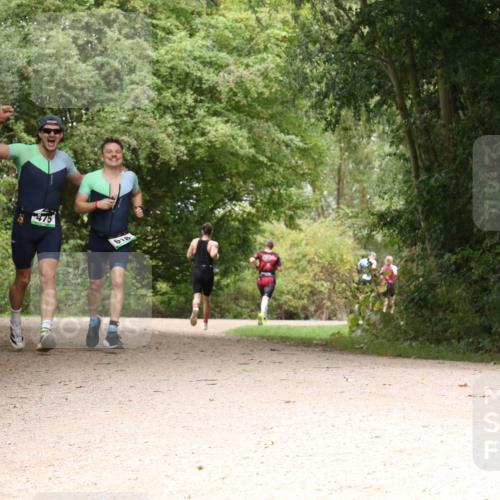 30.08.2026 - Elbe Triathlon Hamburg Antke Förster http://msf.ph/oto/10099096 30.08.2026 10:53:47 Laufen 475 meine-sportfotos.de