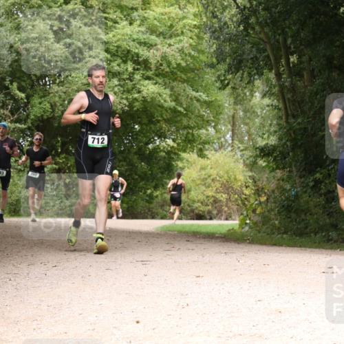 30.08.2026 - Elbe Triathlon Hamburg Antke Förster http://msf.ph/oto/10099216 30.08.2026 10:55:27 Laufen 693, 460, 712 meine-sportfotos.de
