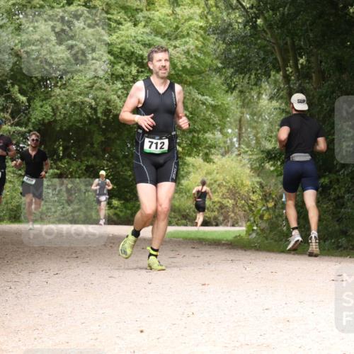 30.08.2026 - Elbe Triathlon Hamburg Antke Förster http://msf.ph/oto/10099218 30.08.2026 10:55:28 Laufen 175, 712, 3 meine-sportfotos.de