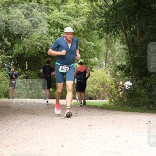 30.08.2026 - Elbe Triathlon Hamburg Antke Förster http://msf.ph/oto/10099298 30.08.2026 10:56:34 Laufen 687 meine-sportfotos.de
