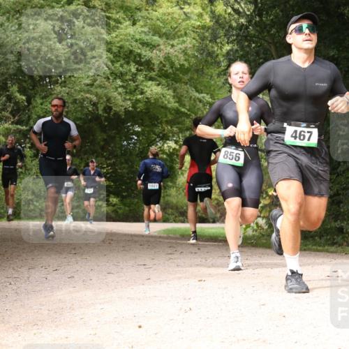 30.08.2026 - Elbe Triathlon Hamburg Antke Förster http://msf.ph/oto/10099326 30.08.2026 10:56:54 Laufen 1027, 856, 467 meine-sportfotos.de