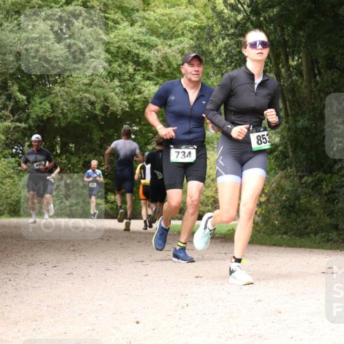 30.08.2026 - Elbe Triathlon Hamburg Antke Förster http://msf.ph/oto/10099338 30.08.2026 10:57:03 Laufen 734, 853 meine-sportfotos.de