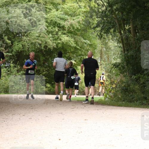 30.08.2026 - Elbe Triathlon Hamburg Antke Förster http://msf.ph/oto/10099352 30.08.2026 10:57:09 Laufen 484, 10 meine-sportfotos.de