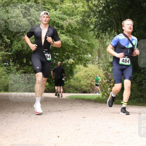 30.08.2026 - Elbe Triathlon Hamburg Antke Förster http://msf.ph/oto/10099360 30.08.2026 10:57:12 Laufen 94, 484 meine-sportfotos.de