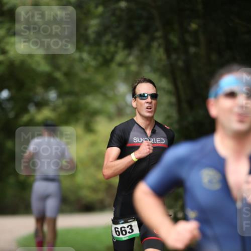 30.08.2026 - Elbe Triathlon Hamburg Antke Förster http://msf.ph/oto/10099363 30.08.2026 10:53:24 Laufen 663 meine-sportfotos.de
