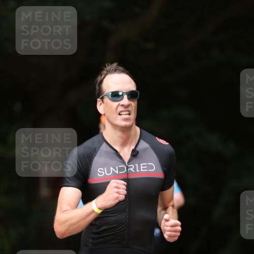 30.08.2026 - Elbe Triathlon Hamburg Antke Förster http://msf.ph/oto/10099367 30.08.2026 10:53:25 Laufen 663 meine-sportfotos.de