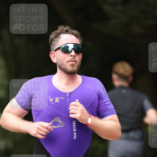 30.08.2026 - Elbe Triathlon Hamburg Antke Förster http://msf.ph/oto/10099385 30.08.2026 10:53:32 Laufen 589 meine-sportfotos.de