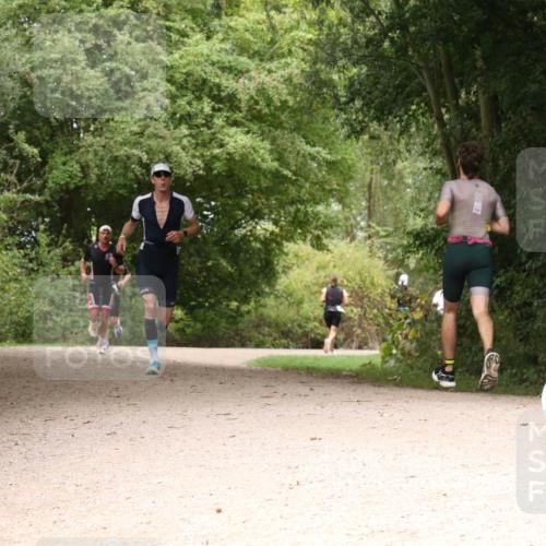 30.08.2026 - Elbe Triathlon Hamburg Antke Förster http://msf.ph/oto/10099392 30.08.2026 10:57:34 Laufen  meine-sportfotos.de