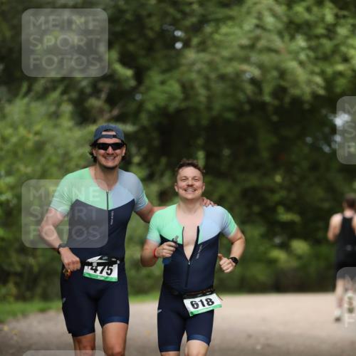 30.08.2026 - Elbe Triathlon Hamburg Antke Förster http://msf.ph/oto/10099403 30.08.2026 10:53:49 Laufen 475, 618 meine-sportfotos.de