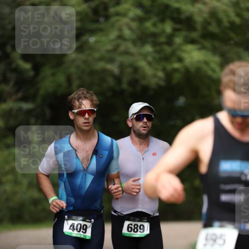 30.08.2026 - Elbe Triathlon Hamburg Antke Förster http://msf.ph/oto/10099437 30.08.2026 10:54:17 Laufen 409, 689, 395 meine-sportfotos.de