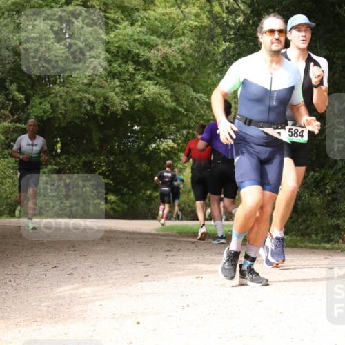 30.08.2026 - Elbe Triathlon Hamburg Antke Förster http://msf.ph/oto/10099458 30.08.2026 10:58:32 Laufen 584 meine-sportfotos.de