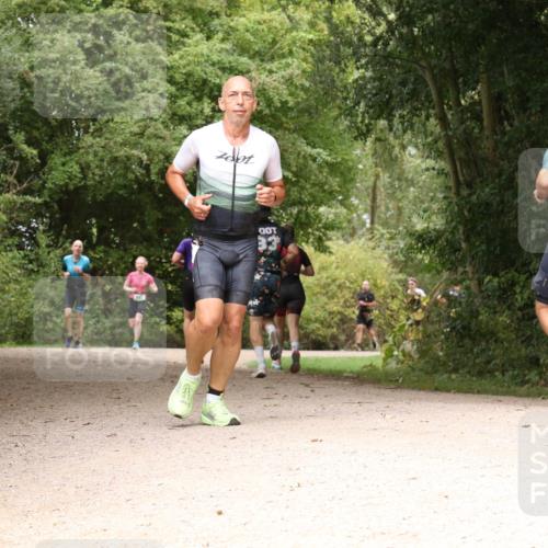 30.08.2026 - Elbe Triathlon Hamburg Antke Förster http://msf.ph/oto/10099464 30.08.2026 10:58:36 Laufen  meine-sportfotos.de