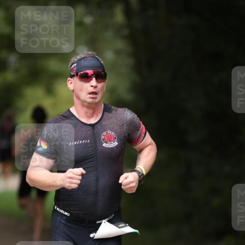 30.08.2026 - Elbe Triathlon Hamburg Antke Förster http://msf.ph/oto/10099517 30.08.2026 10:55:21 Laufen  meine-sportfotos.de