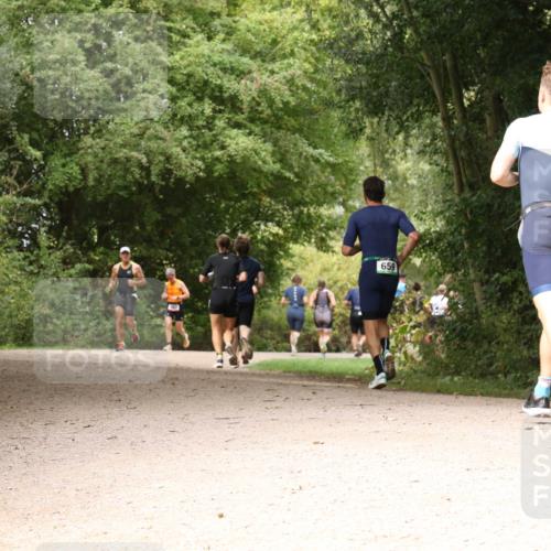 30.08.2026 - Elbe Triathlon Hamburg Antke Förster http://msf.ph/oto/10099522 30.08.2026 10:59:14 Laufen 659 meine-sportfotos.de