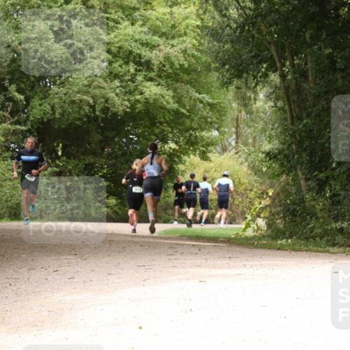 30.08.2026 - Elbe Triathlon Hamburg Antke Förster http://msf.ph/oto/10099538 30.08.2026 10:59:28 Laufen 957 meine-sportfotos.de