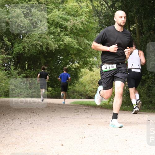 30.08.2026 - Elbe Triathlon Hamburg Antke Förster http://msf.ph/oto/10099556 30.08.2026 10:59:42 Laufen 514 meine-sportfotos.de