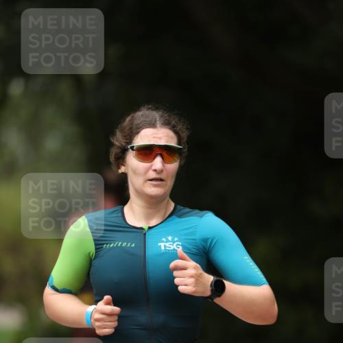 30.08.2026 - Elbe Triathlon Hamburg Antke Förster http://msf.ph/oto/10099571 30.08.2026 10:55:55 Laufen  meine-sportfotos.de