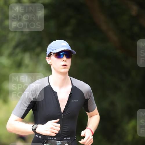 30.08.2026 - Elbe Triathlon Hamburg Antke Förster http://msf.ph/oto/10099589 30.08.2026 10:56:18 Laufen 588 meine-sportfotos.de
