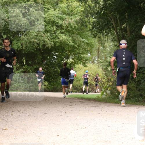 30.08.2026 - Elbe Triathlon Hamburg Antke Förster http://msf.ph/oto/10099622 30.08.2026 11:00:25 Laufen 799 meine-sportfotos.de