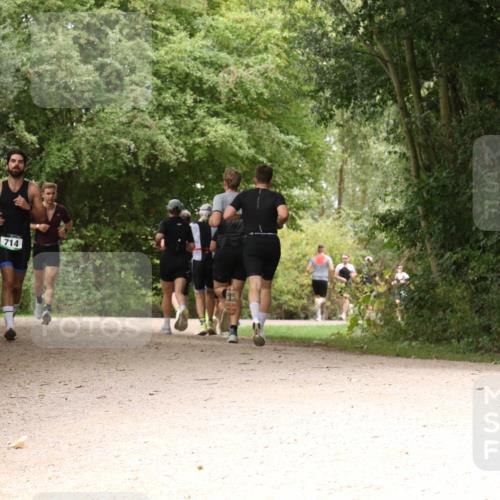 30.08.2026 - Elbe Triathlon Hamburg Antke Förster http://msf.ph/oto/10099640 30.08.2026 11:00:39 Laufen 714 meine-sportfotos.de