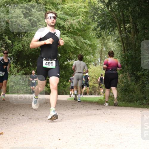 30.08.2026 - Elbe Triathlon Hamburg Antke Förster http://msf.ph/oto/10099668 30.08.2026 11:00:52 Laufen 872, 408 meine-sportfotos.de
