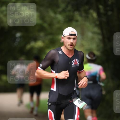 30.08.2026 - Elbe Triathlon Hamburg Antke Förster http://msf.ph/oto/10099709 30.08.2026 10:57:40 Laufen 4 meine-sportfotos.de