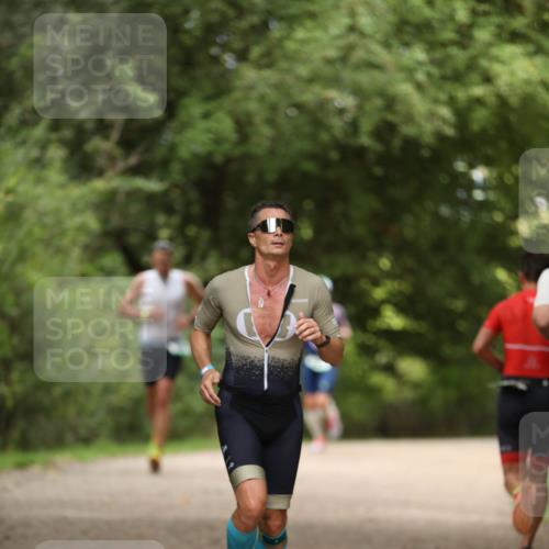 30.08.2026 - Elbe Triathlon Hamburg Antke Förster http://msf.ph/oto/10099721 30.08.2026 10:57:58 Laufen  meine-sportfotos.de