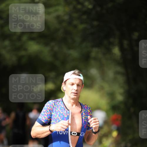 30.08.2026 - Elbe Triathlon Hamburg Antke Förster http://msf.ph/oto/10099741 30.08.2026 10:58:07 Laufen 13 meine-sportfotos.de