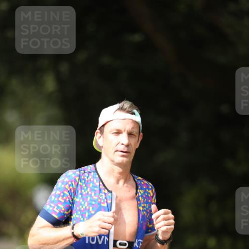 30.08.2026 - Elbe Triathlon Hamburg Antke Förster http://msf.ph/oto/10099743 30.08.2026 10:58:08 Laufen 13 meine-sportfotos.de