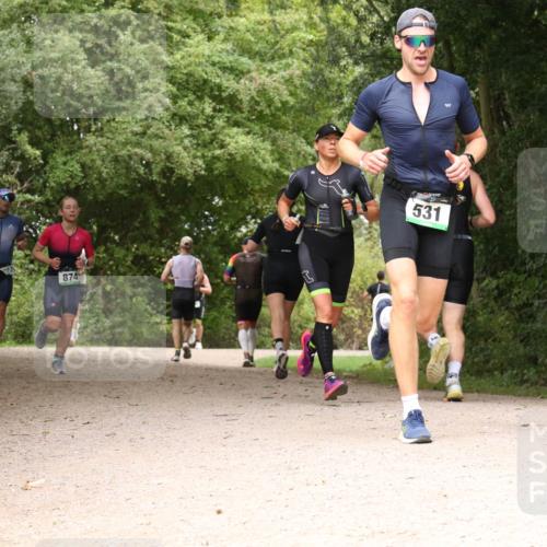 30.08.2026 - Elbe Triathlon Hamburg Antke Förster http://msf.ph/oto/10099762 30.08.2026 11:01:41 Laufen 874, 531 meine-sportfotos.de