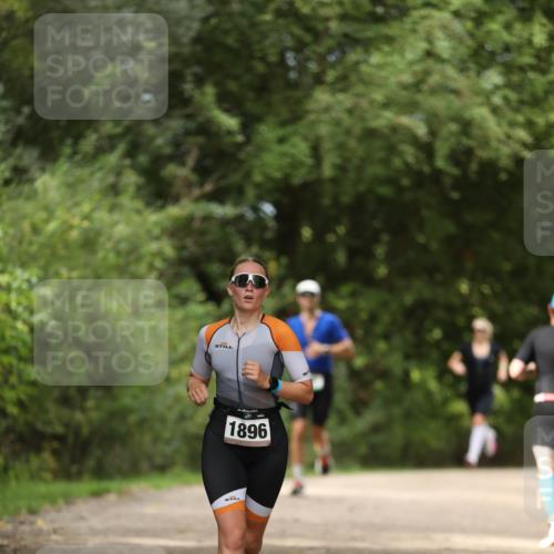 30.08.2026 - Elbe Triathlon Hamburg Antke Förster http://msf.ph/oto/10099797 30.08.2026 10:58:55 Laufen 1896 meine-sportfotos.de