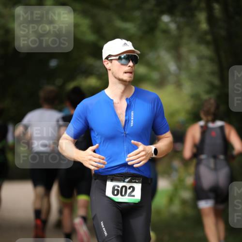 30.08.2026 - Elbe Triathlon Hamburg Antke Förster http://msf.ph/oto/10099815 30.08.2026 10:59:02 Laufen 602 meine-sportfotos.de